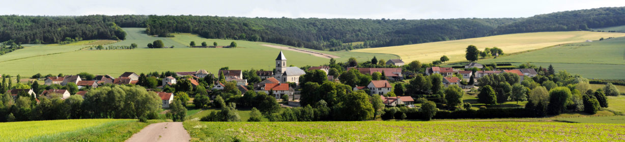 Panoramique de Lavilleneuve-au-Roi